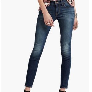 NWOT Lucky Brand Jeans Brooke Capri